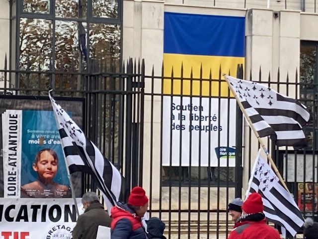 soutien à la liberté des peuples