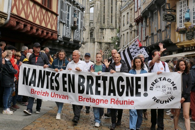 Bretagne Réunie Kemper au Festival de Cornouaille 2023